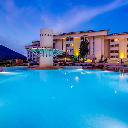 Faros Premium Hotel